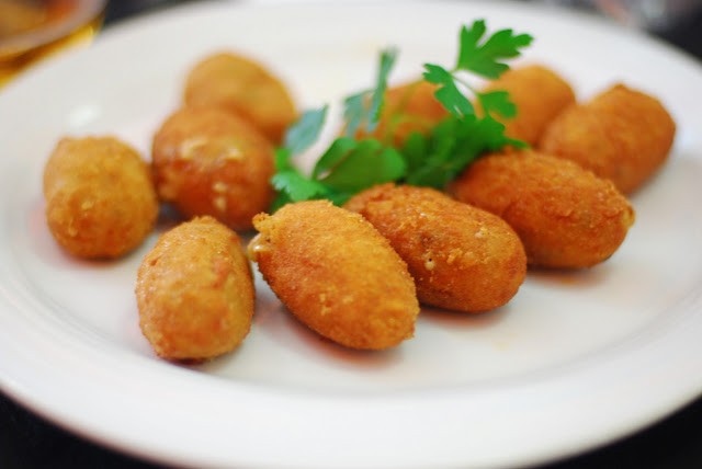                   CERVECERIA LEVANTE       RESTAURANTE